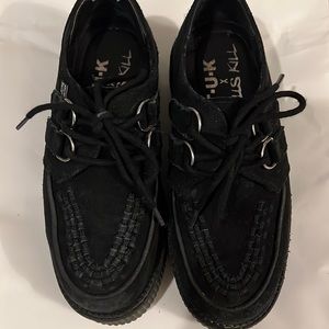 T.U.K. X dollskill black creepers